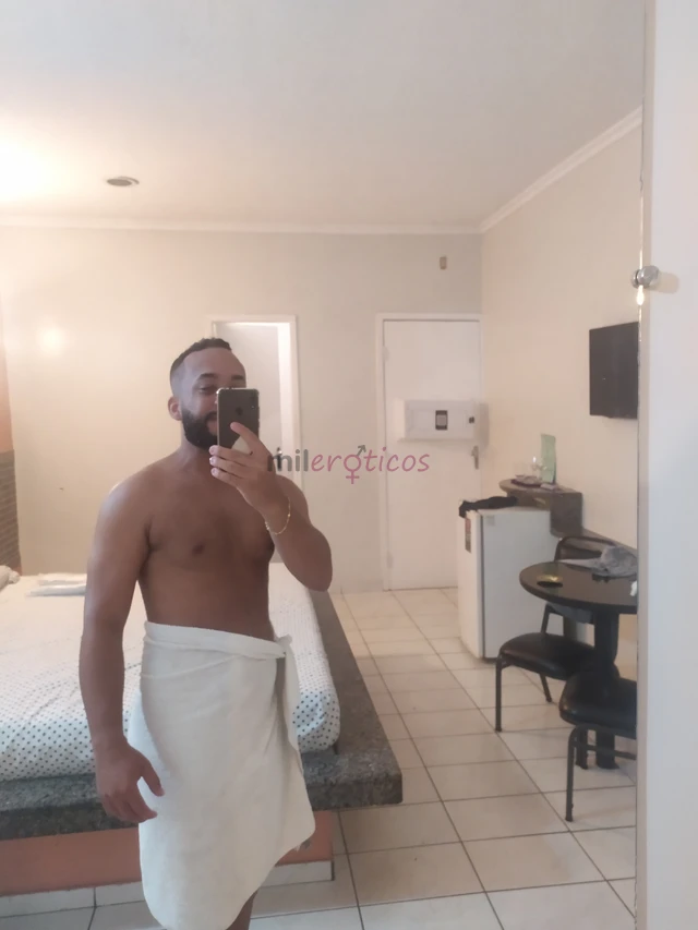 Massagem intima na qual seu corpo tanto e relaxado como estimulado sexualmente atravez do toque venha conferir os beneficios na pratica perfeito para...