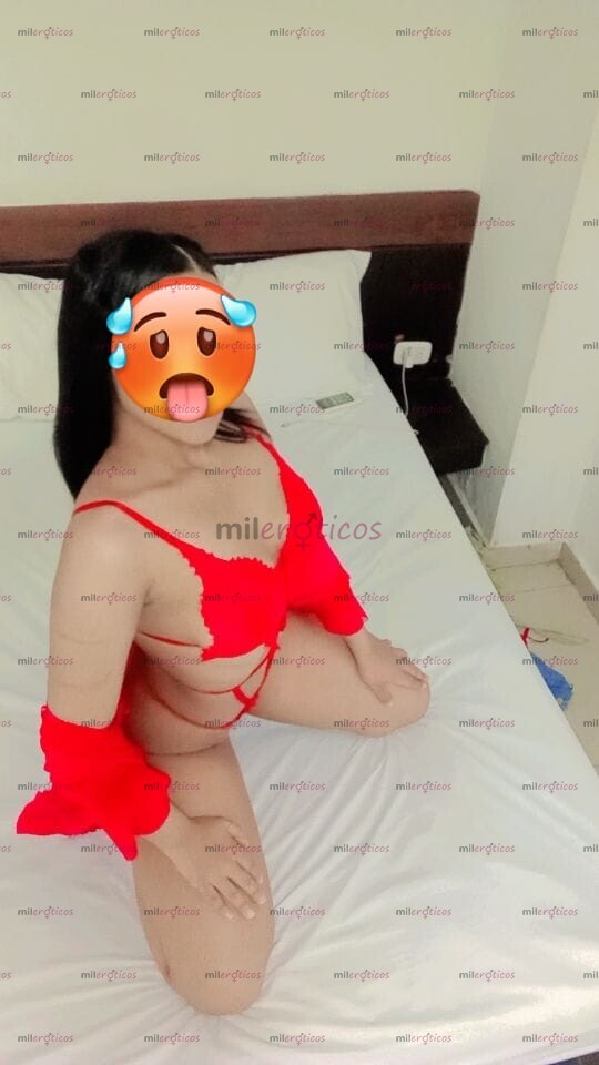 FOTOS DE HERMOSA NIÑA DE 20 AÑITOS RECIÉN CUMPLIDOS MUY DULCE Y COMPLACIENTE