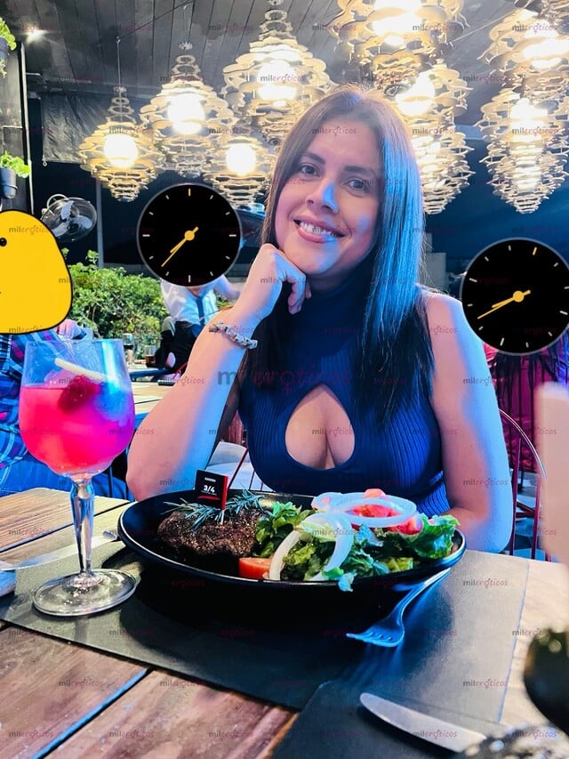 FOTOS DE PUTITA SUMISA Y MUY CALIENTE!! SOLO UN PAR DE DIAS