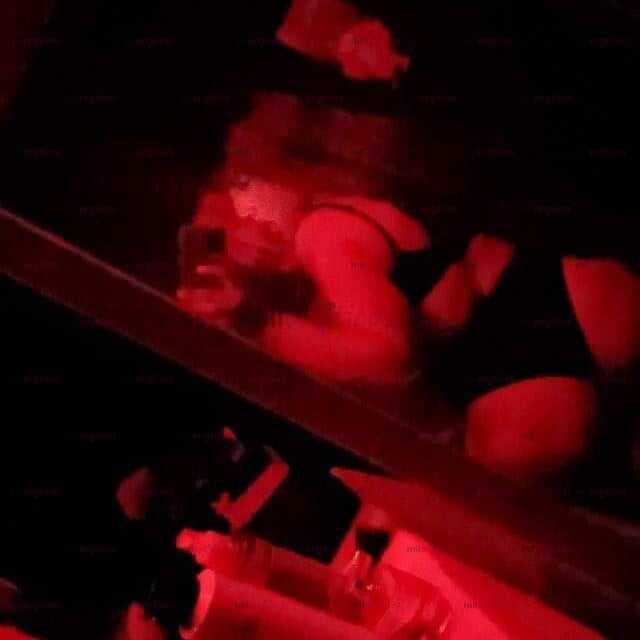 FOTOS DE EXQUISITA TRAVESTI DE GRANDES NALGAS Y BOQUITA COMPLACIENTE