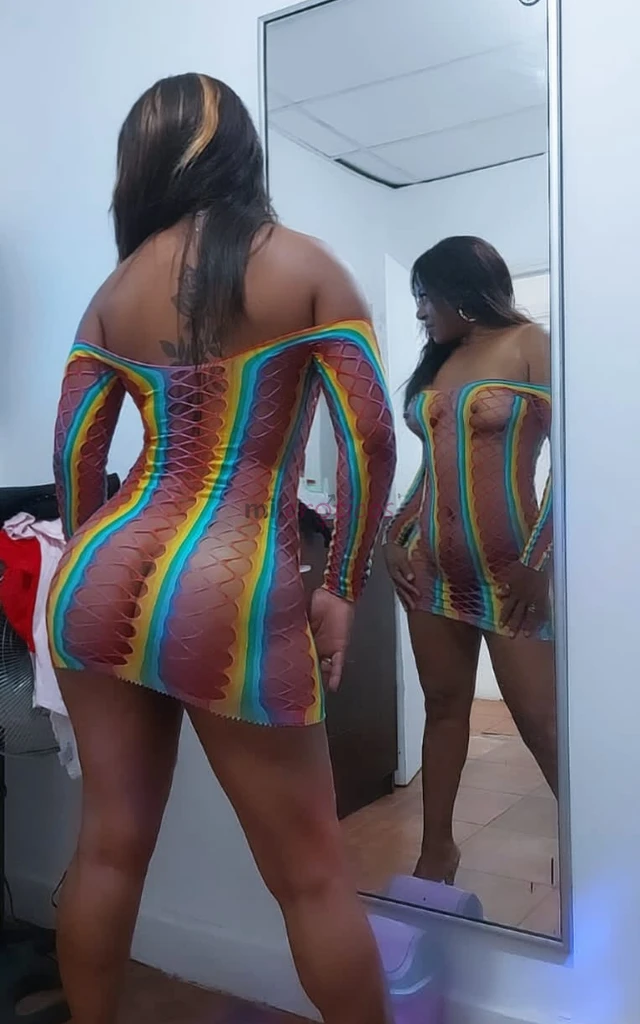 Tu perrita tragona saca leche de medidas cuerpo de modelo internacional cintura pequena culito paradito y ano estrecho y buena siente y toca todoo sin...