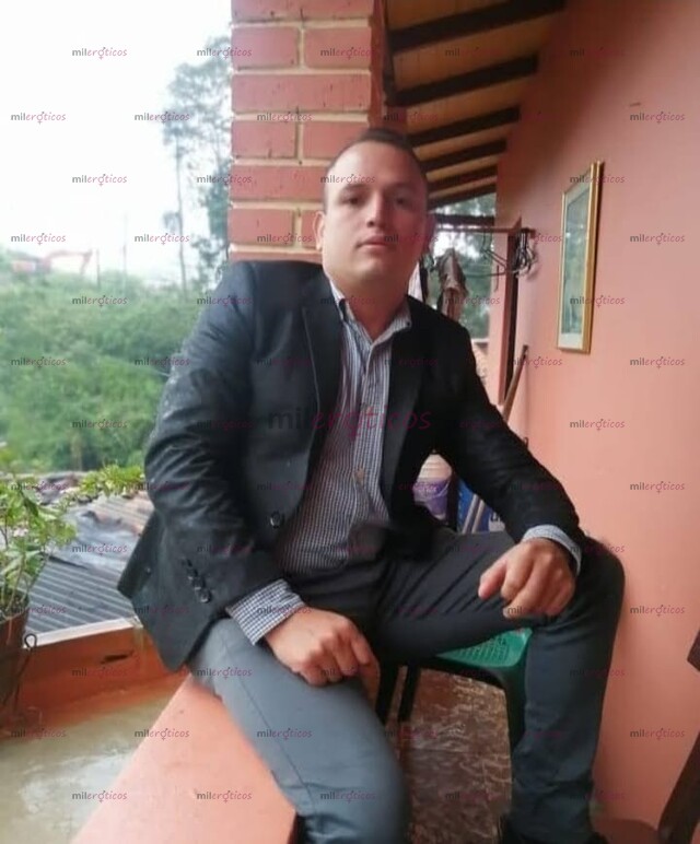 FOTOS DE HOLA, AQUI ESTA TU PAISA VERSATIL PARA ROMPER CUALQUIER ESTEROTIPOS.!!