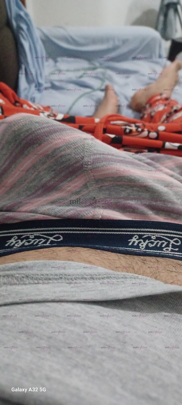 FOTOS DE MASAJES A DOMISILIO UN PROFECIONAL CON LAS MANOS