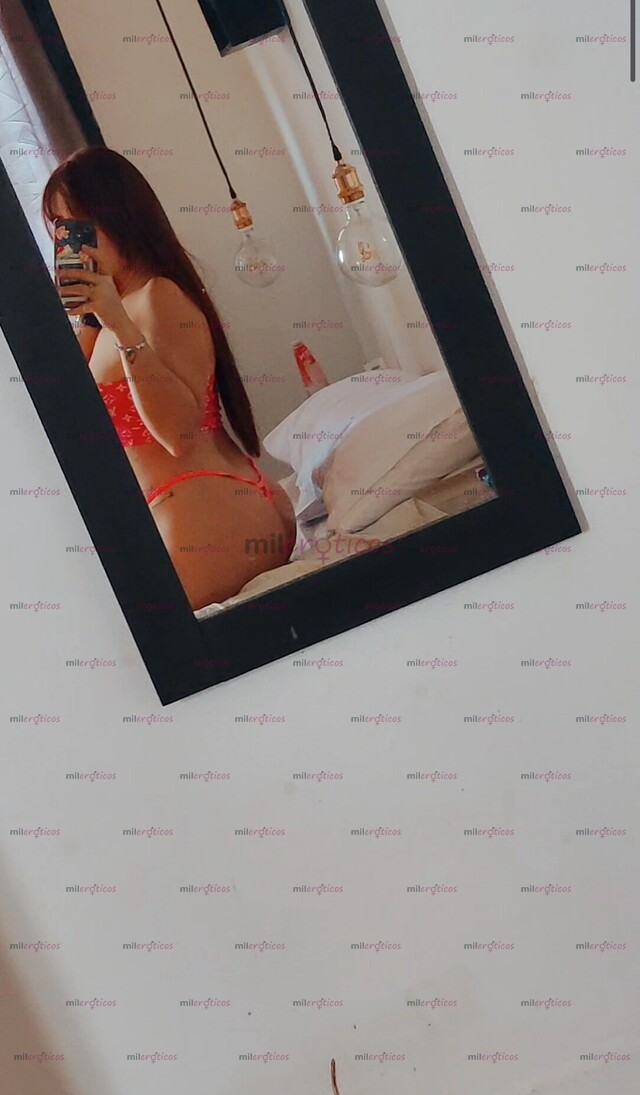 FOTOS DE LA CUQUITA CON LA CHUPADERA MÁS RICA POR POCOS DÍAS BABY