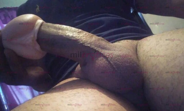 FOTOS DE JOVEN DE 28 AÑOS MORENO CON 19 CM DE PLACER