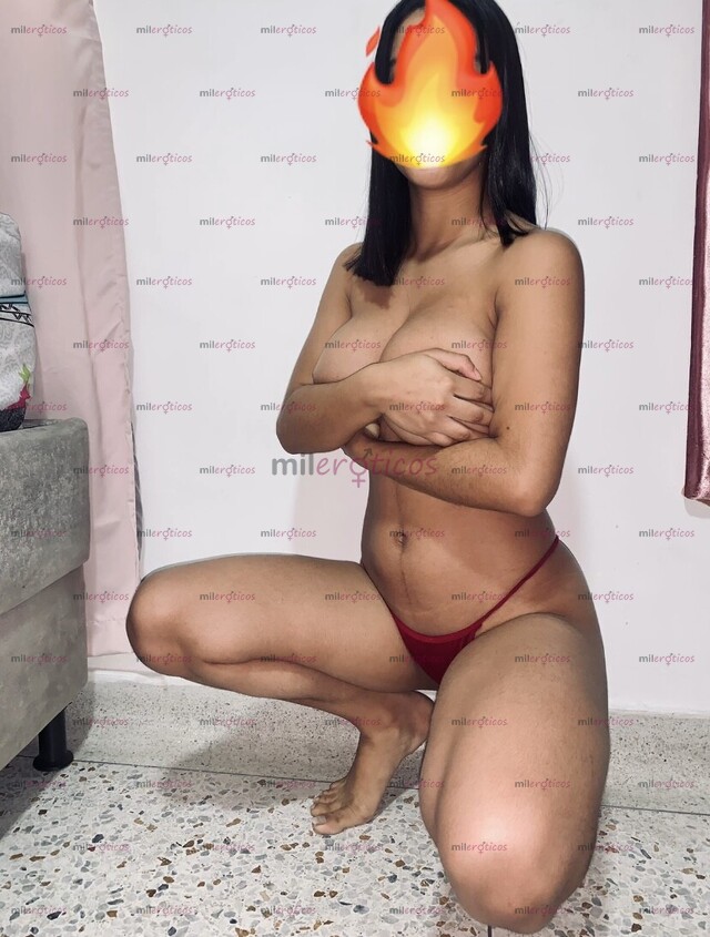 FOTOS DE MICHEL FLACA NINFOMANA EXPERTA EN CHUPAR VERGA CON APTO PRIVADO AL NORTE