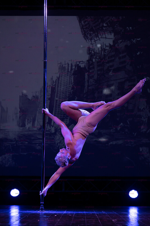 FOTOS DE MASAJE ERÓTICO. DESCONTRACTURANTE Y RELAJANTE...