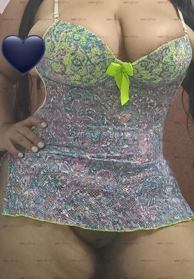 FOTOS DE DELICIOSA TETONA XXX TRISERVICIOS EN PROMOCION HOY