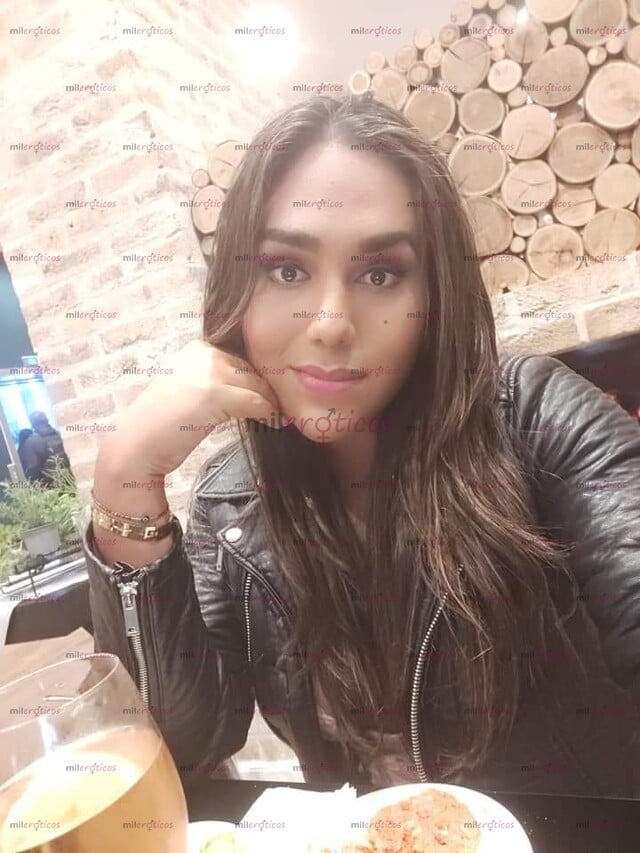 FOTOS DE POR PRIMERA VEZ EN TU CIUDAD CHICA LOCA POR CONOCERTE