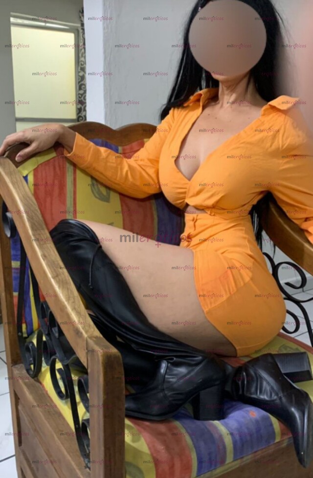 FOTOS DE HERMOSA EDECAN DISPONIBLE PARA CUMPLIR TUS ANTOJOS