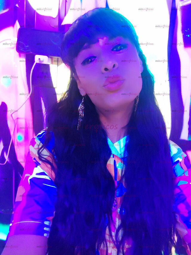 FOTOS DE GUAPA ESTRENANDO BUBIS UNOS PECHOS MUY RICOS