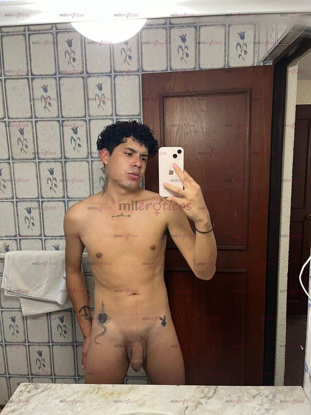 FOTOS DE POR PRIMERA VES ACTIVO LISTO PARA PREÑARTE COJERTE A PELO Y BATIRTE LA LECHE