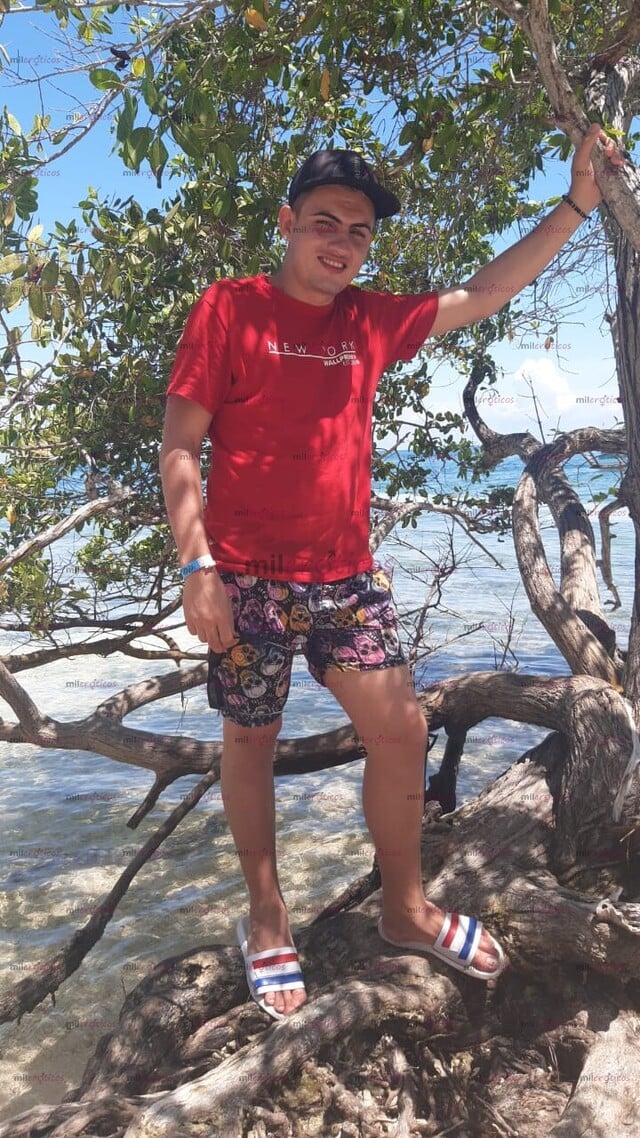 FOTOS DE SOY UN CHICO TIMIDO PERO TRAVIESO ESTOY PARA TI Y TUS TRABESURAS