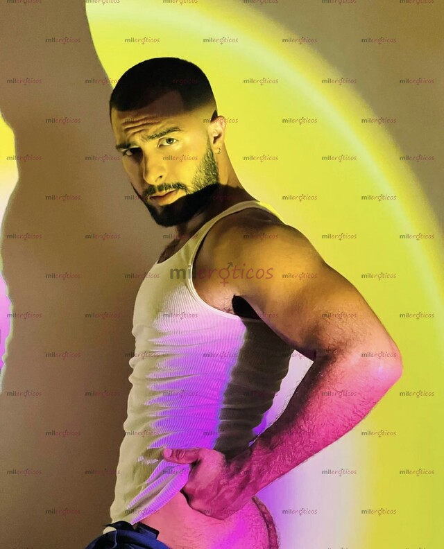 FOTOS DE LATINO DISCRETO, VARONIL Y MUY CALIENTE !