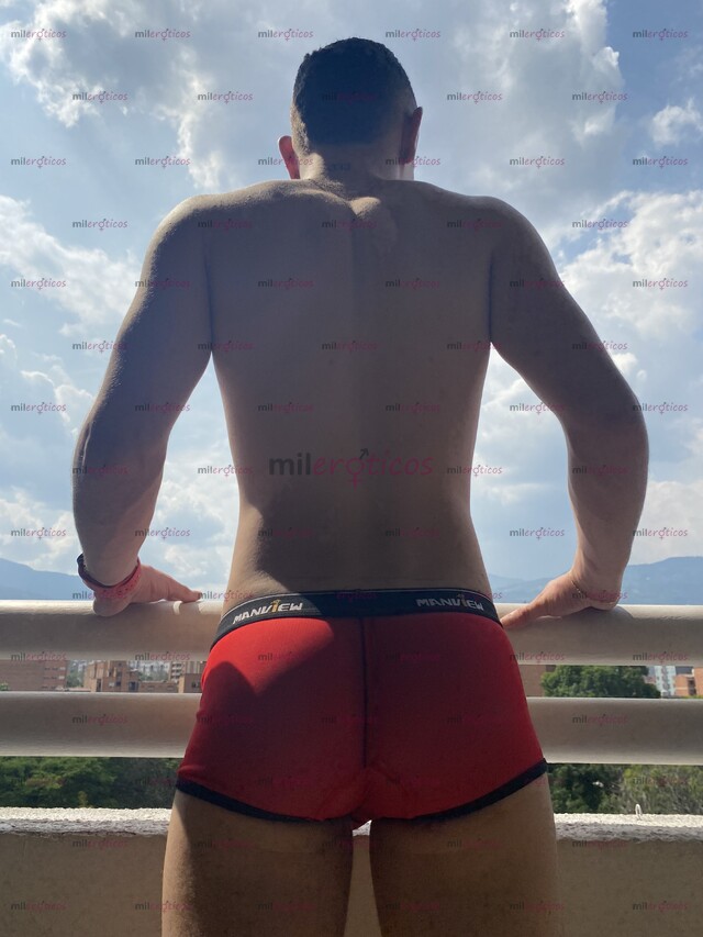 FOTOS DE PAISA JOVEN VERSÁTIL MUY ARRECHO COMPLACIENTE