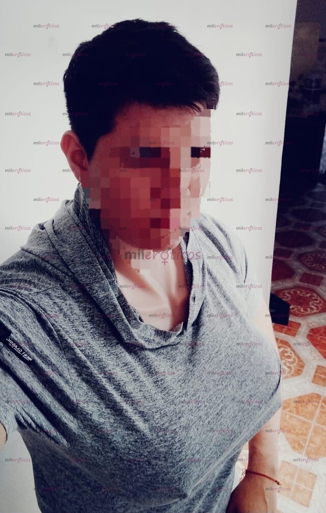 FOTOS DE JOVEN UNIVERSITARIO BLANCO VERGON PAREJAS TRIOS E INDIVIDUAL