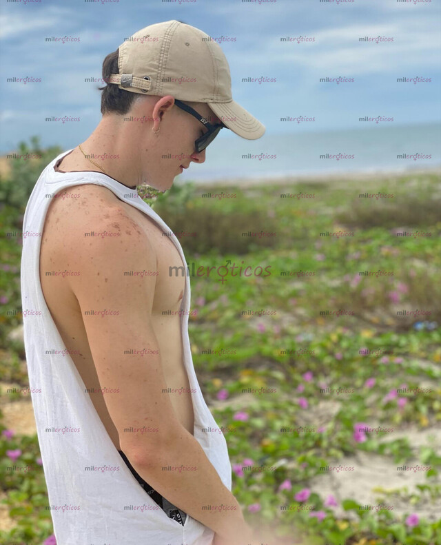 FOTOS DE JOVEN MODELO VERSÁTIL MÁS ACTIVO DISPONE DE SITIO EN EL DÍA