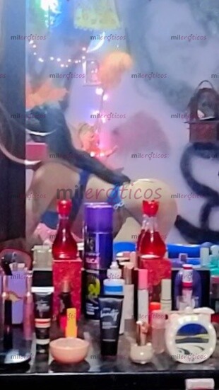FOTOS DE PUTA Y PRINCESA EL TERCER SEXO VÍVELO Y TE ENSEÑO A MAMAR TIREMOS LECHE JUNTOS