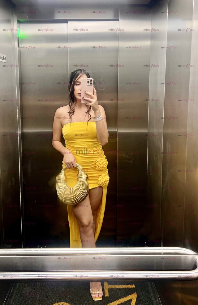 FOTOS DE DANIELA MUÑECA 21 AÑOS CUBANA HERMOSA , CUERPO DE ESCÁNDALO !