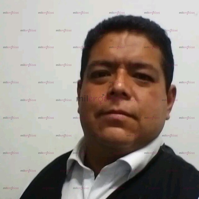 FOTOS DE HOMBRE MADURO Y COMPLACIENTE Y MUY CALIENTE,ME GUSTA EL SEXO ORAL, HACERLO Y Q .