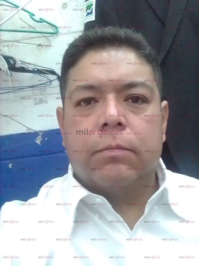 FOTOS DE HOMBRE MADURO Y COMPLACIENTE Y MUY CALIENTE,ME GUSTA EL SEXO ORAL, HACERLO Y Q .
