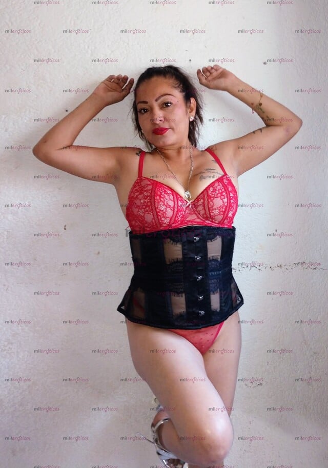 FOTOS DE TRAVIESA CARIÑOSA. INSACIABLE EVELIN COMPLAZCOTODAS TUS FANTASIAS