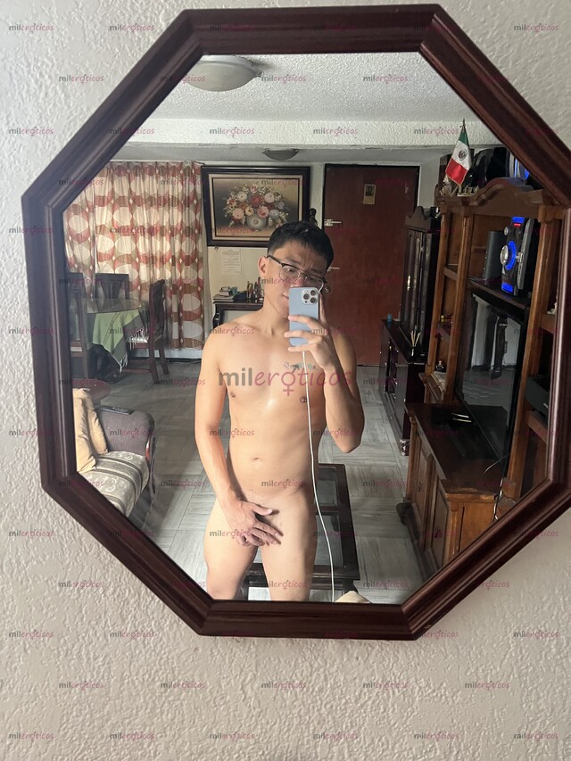 FOTOS DE JOVEN ESTUDIANTE TE SACA LA LECHE Y LA SONRISA