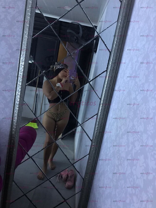 FOTOS DE SEXY MORENITA JOVENCITA BIEN RICA ANSIOSA DE SACAERTE LA LECHITA