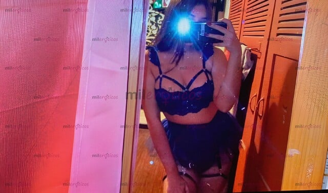 FOTOS DE CUMPLO TODOS TUS DESEOS Y FETICHES, ESCRÍBEME Y PASEMOSLA DELICIOSO