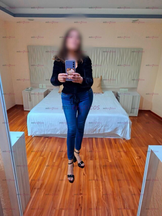FOTOS DE ALESSANDRA CHICA SENSUAL BONITA NATURAL PARA LLENARTE DE PLACER