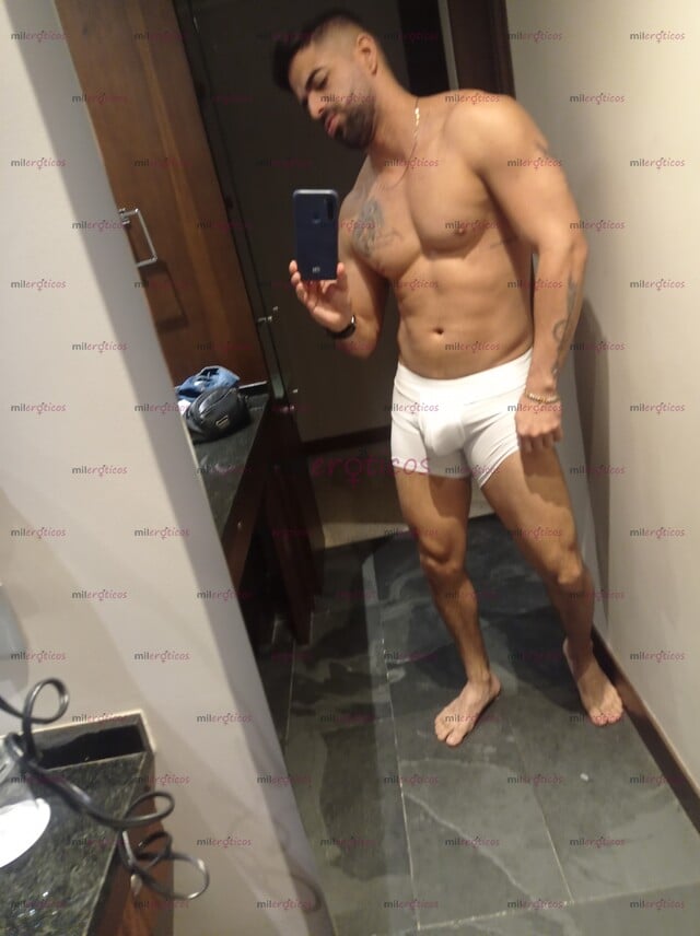 FOTOS DE DOS CHICOS VERGONES DISPONIBLES EN CHAPINERO SÚPER ARRECHO GUAPO PORTE