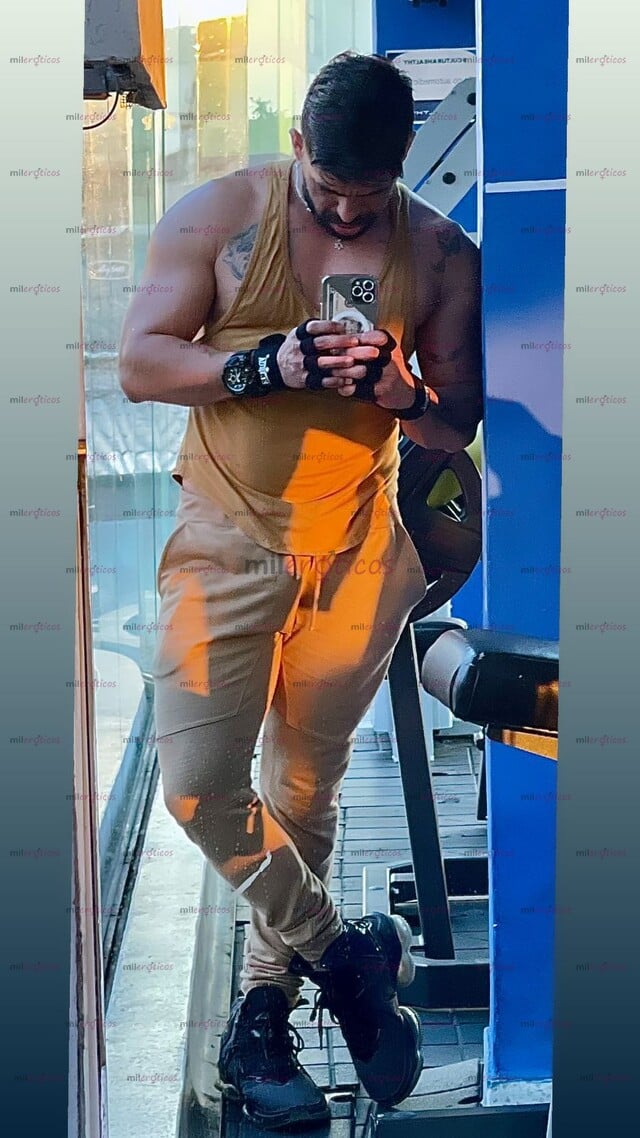 FOTOS DE DOS CHICOS VERGONES DISPONIBLES EN CHAPINERO SÚPER ARRECHO GUAPO PORTE