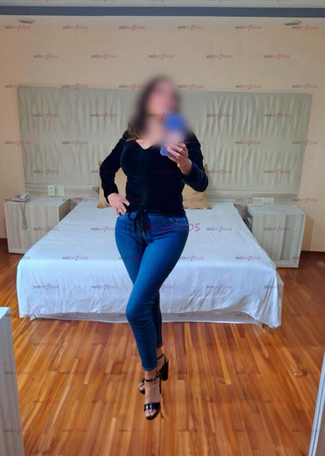 FOTOS DE ALESSANDRA JOVEN SEXY CUERPO NATURAL CON GANAS DE DISFRUTAR