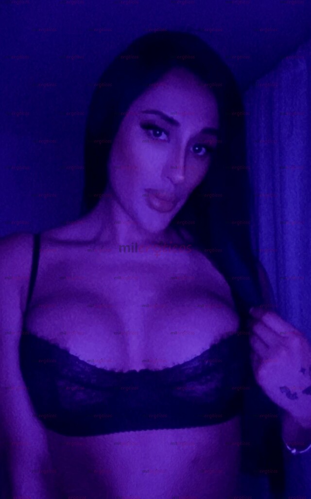 FOTOS DE PERFIL DE ALTO RANGO, SOLO SOLVENTES, TETONA, SEXOSA, FIESTERA, PORTE DE MODELO