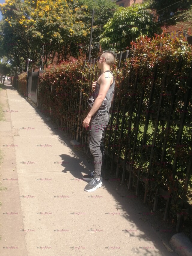 FOTOS DE CHICO JOVEN DE 21 AÑOS 100%VERSATIL. ESCRIBE NO TE ARREPENTIRÁS..