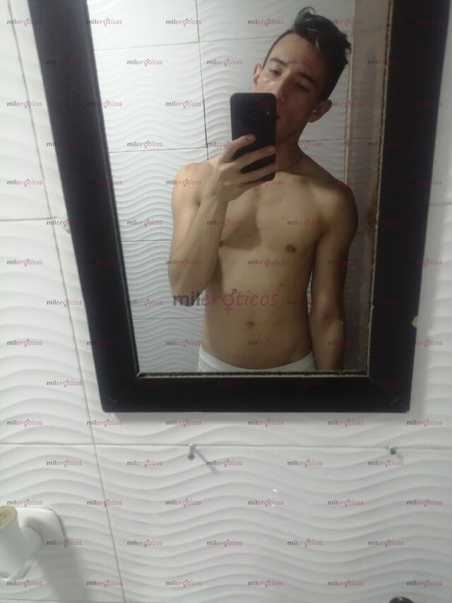 FOTOS DE CHICO JOVEN DE 21 AÑOS 100%VERSATIL. ESCRIBE NO TE ARREPENTIRÁS..