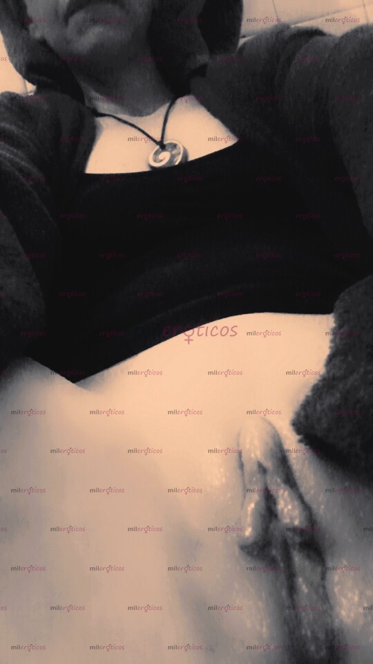 FOTOS DE EUROPEA OJOS AZULES PELIROJA HOT CALIENTE HOT