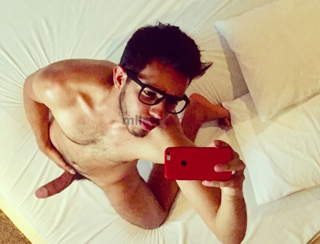 Venha relaxar atendimento comsexo e massagem nao uso sexo seguro boas referencias dialogo sem medo sem pressa saio para jantar vou no seu local tb me...