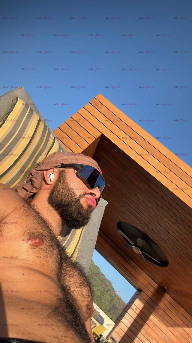 FOTOS DE LATINO DISCRETO, VARONIL Y MUY CALIENTE !