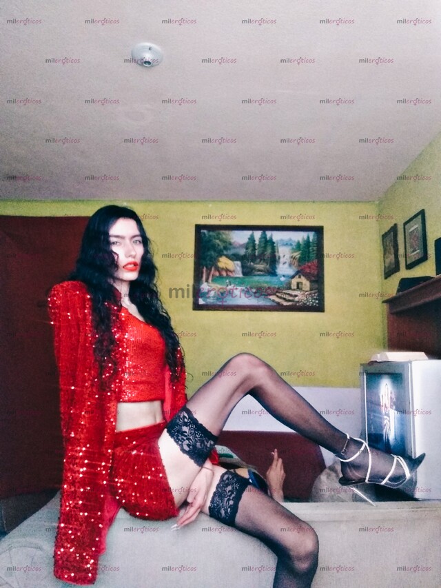 FOTOS DE NIÑA TRANS DE 19 AÑOS DE EDAD. QUIERO COMPLACERTE PAPI.