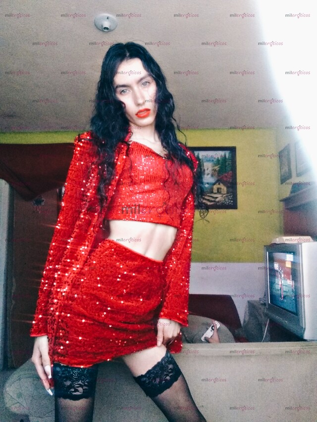 FOTOS DE NIÑA TRANS DE 19 AÑOS DE EDAD. QUIERO COMPLACERTE PAPI.