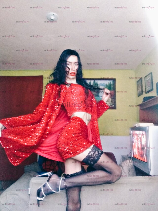 FOTOS DE NIÑA TRANS DE 19 AÑOS DE EDAD. QUIERO COMPLACERTE PAPI.