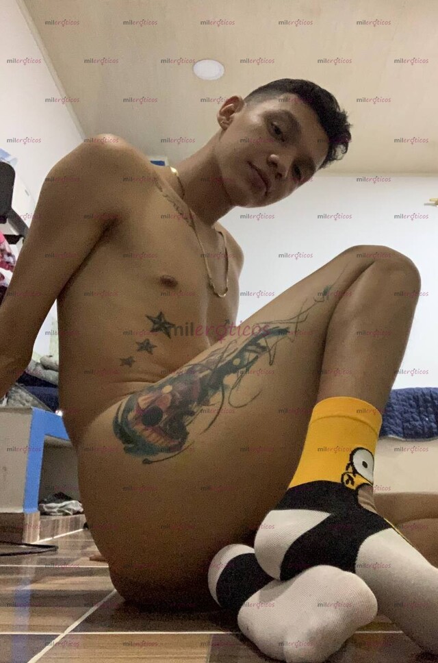 FOTOS DE DOS CHICOS VERSÁTILES MORBOSOS HÁBLANOS.