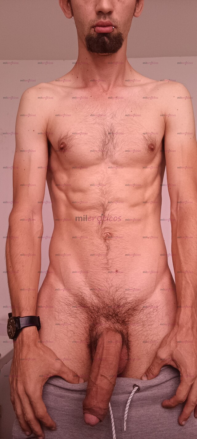 FOTOS DE HAROLD VILLALOBOS 22 CM DE PLACER, DISCRECIÓN,