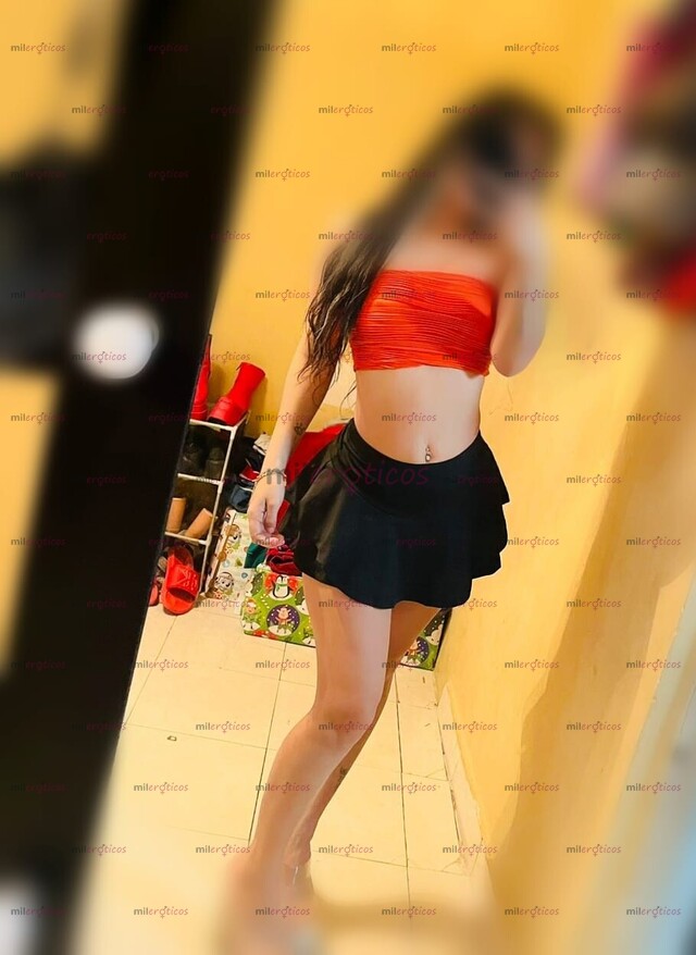 FOTOS DE DELGADITA NENITA DE 20 AÑOS ..NALGONCITA ....DE BONITA CARA ...MUY ENCANTADOR