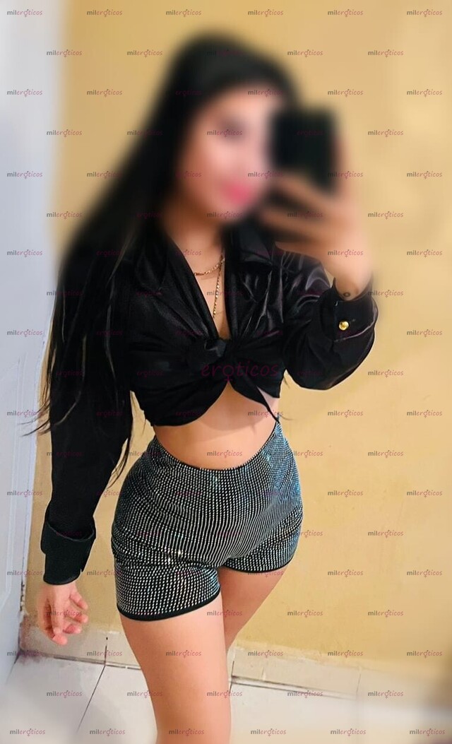 FOTOS DE DELGADITA NENITA DE 20 AÑOS ..NALGONCITA ....DE BONITA CARA ...MUY ENCANTADOR