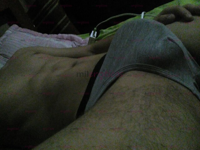 FOTOS DE FLACO SERIO ARRECHO MACHO CARGADO DE LECHE QUIERE SER MI PERRA