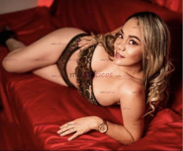 FOTOS DE ANTONELLA CON DELICIOSO TRASERO Y PECHO INOLVIDABLE