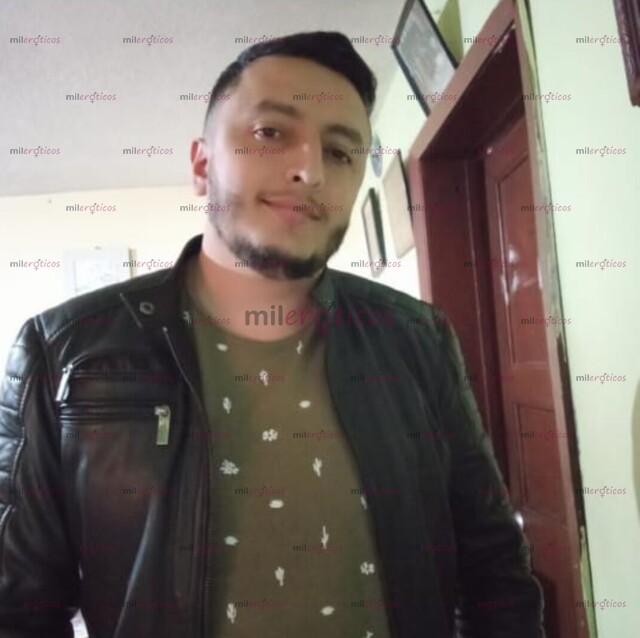 FOTOS DE CABALLERO DISCRETO Y COMPLACIENTE DISPUESTO A CUMPLIR TUS FANTASÍAS Y FETICHES