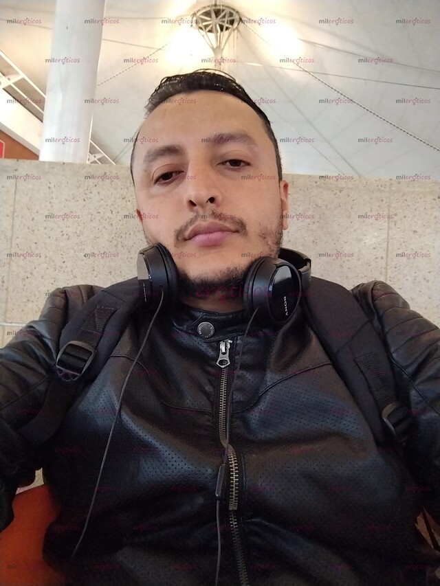 FOTOS DE HOLA. SOY DAMIÁN CABALLERO DISCRETO Y COMPACIENTE